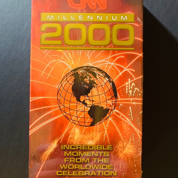 NIB - “Millennium 2000: Incredible Moments from the Worldwide Celebration” 📼 - Picture 7 of 8